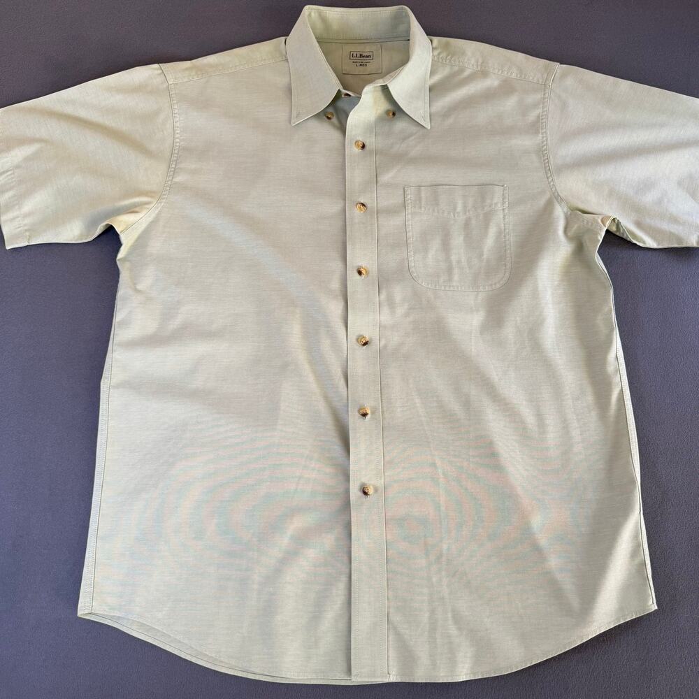 Vintage L.L. Bean Men's Short Sleeve Button-Down Shirt – Size Large